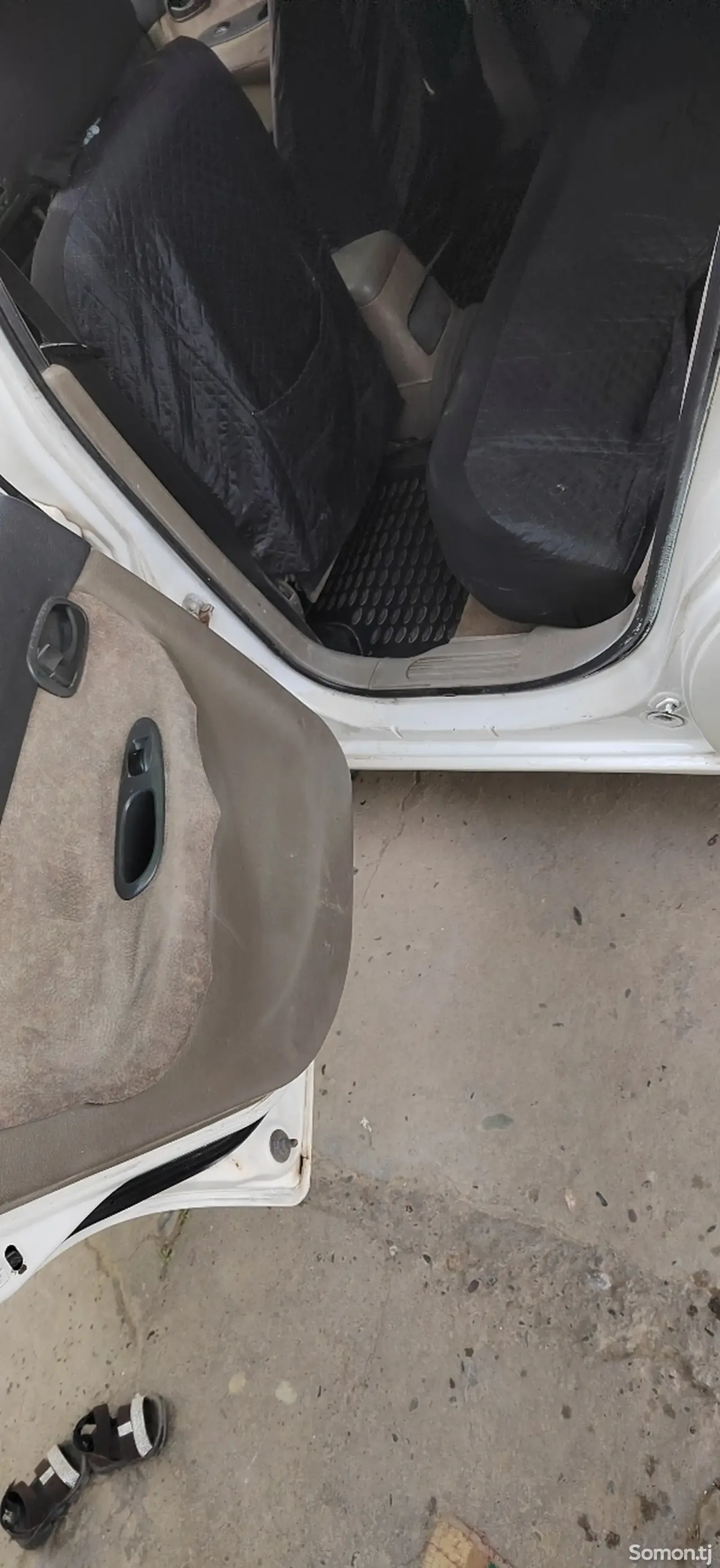 Daewoo Nubira 1997 · 1.6 MT