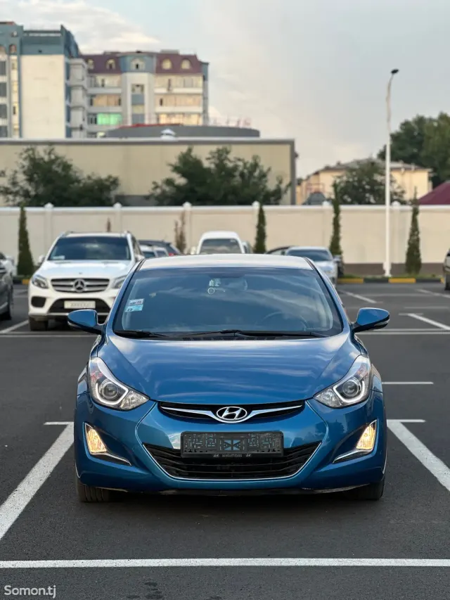 Hyundai Avante 2014 · 1.6 AT