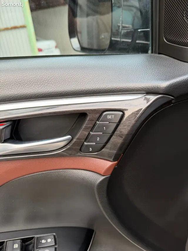 GAC Trumpchi GS8 2017 · 2.0 AT