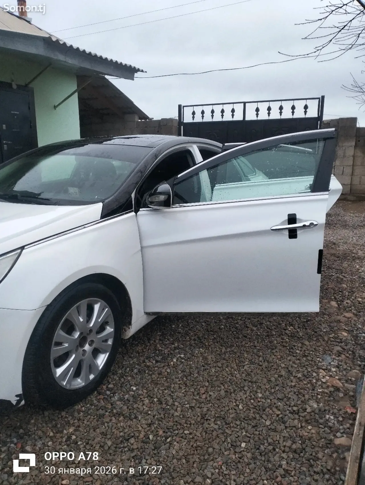Hyundai Sonata 2012 · 2.4 AT
