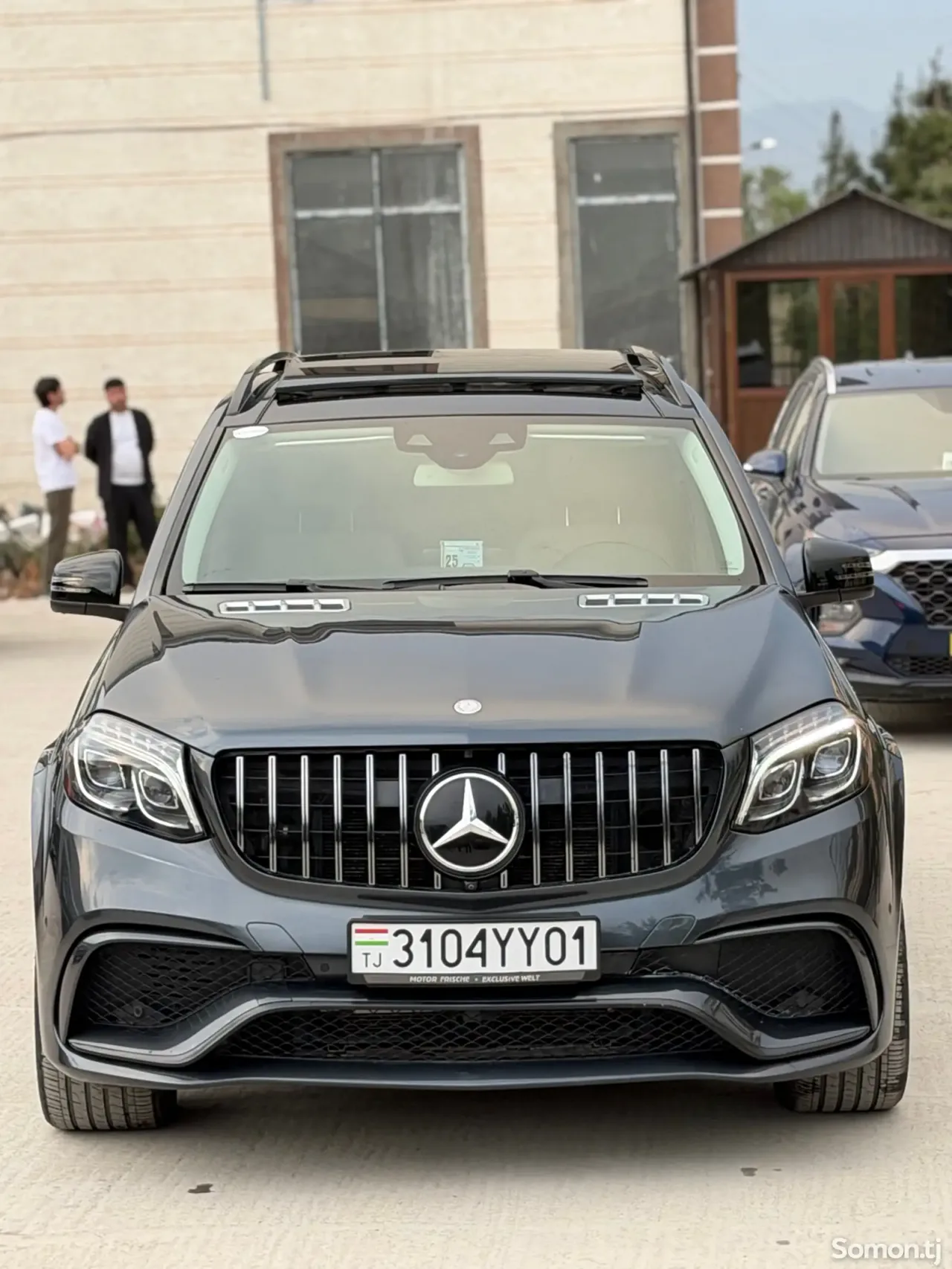 Mercedes-Benz GLS 2018 · 5.5 AT
