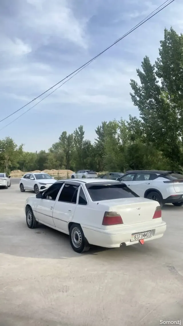 Daewoo Nexia 1996 · 1.6 MT