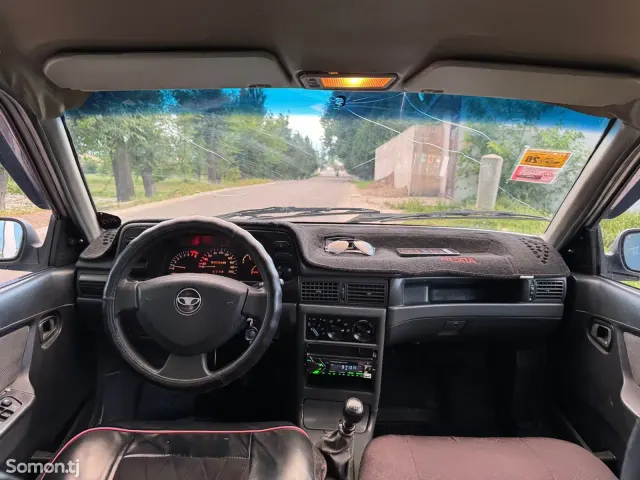 Daewoo Nexia 1995 · 1.6 MT