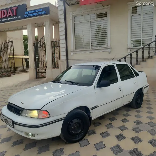 Daewoo Nexia 1996 · 1.6 MT
