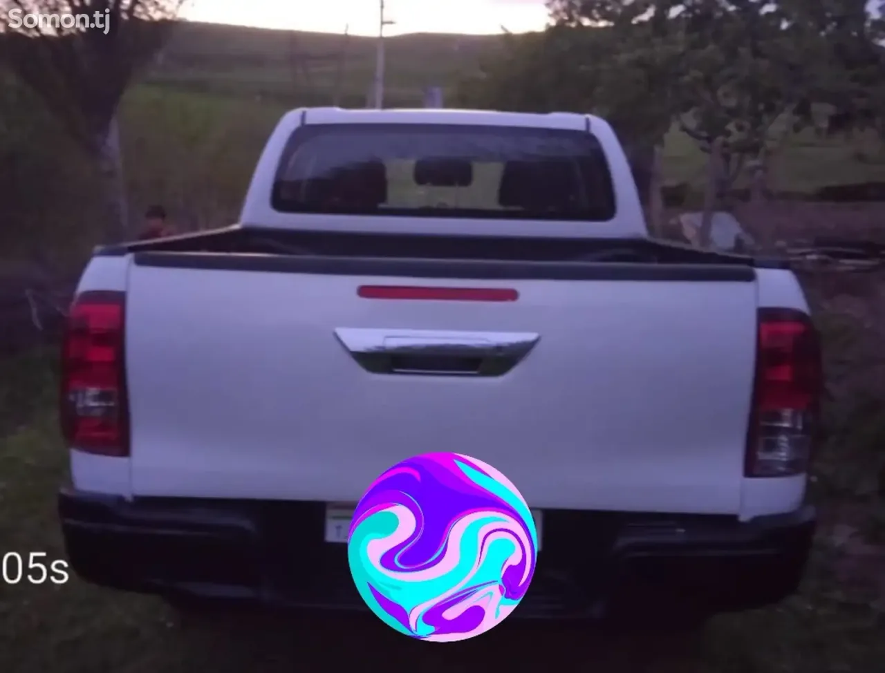 Toyota Hilux 2016 · 2.7 AT