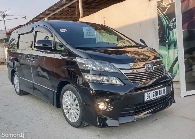 Toyota Vellfire 2014 · 2.4 AT