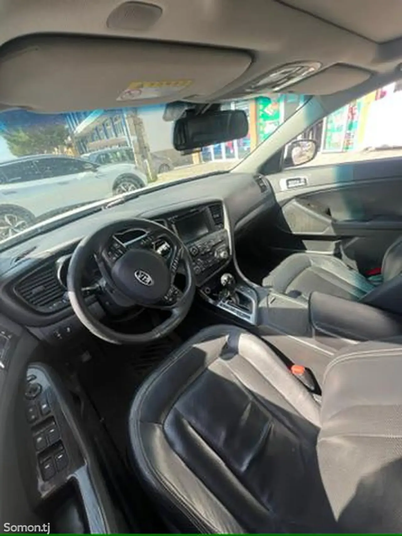 Kia K5 2011 · 2.0 AT
