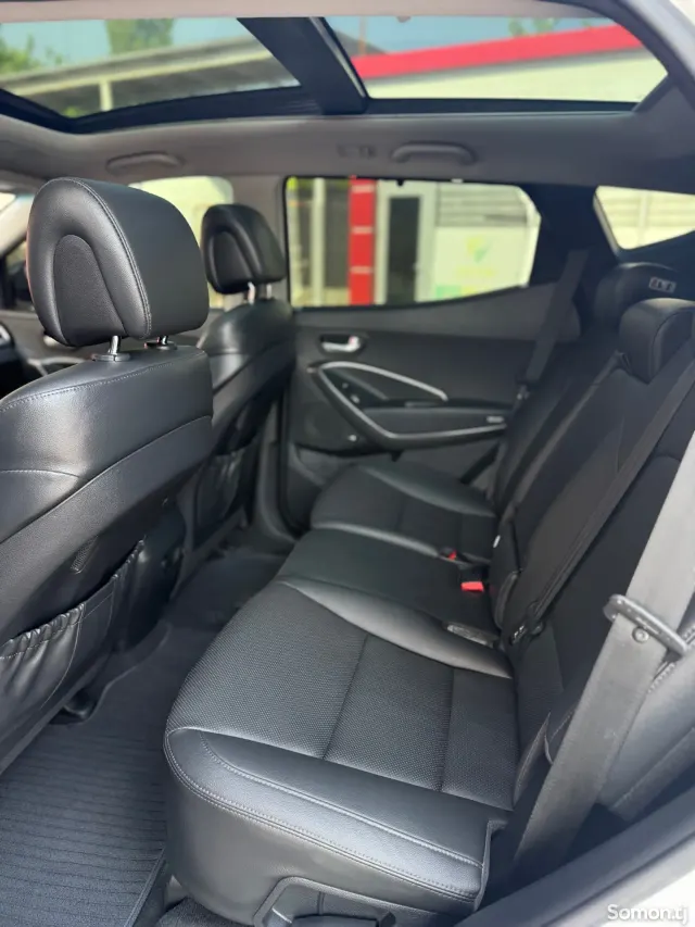 Hyundai Santa Fe 2015 · 2.0 AT