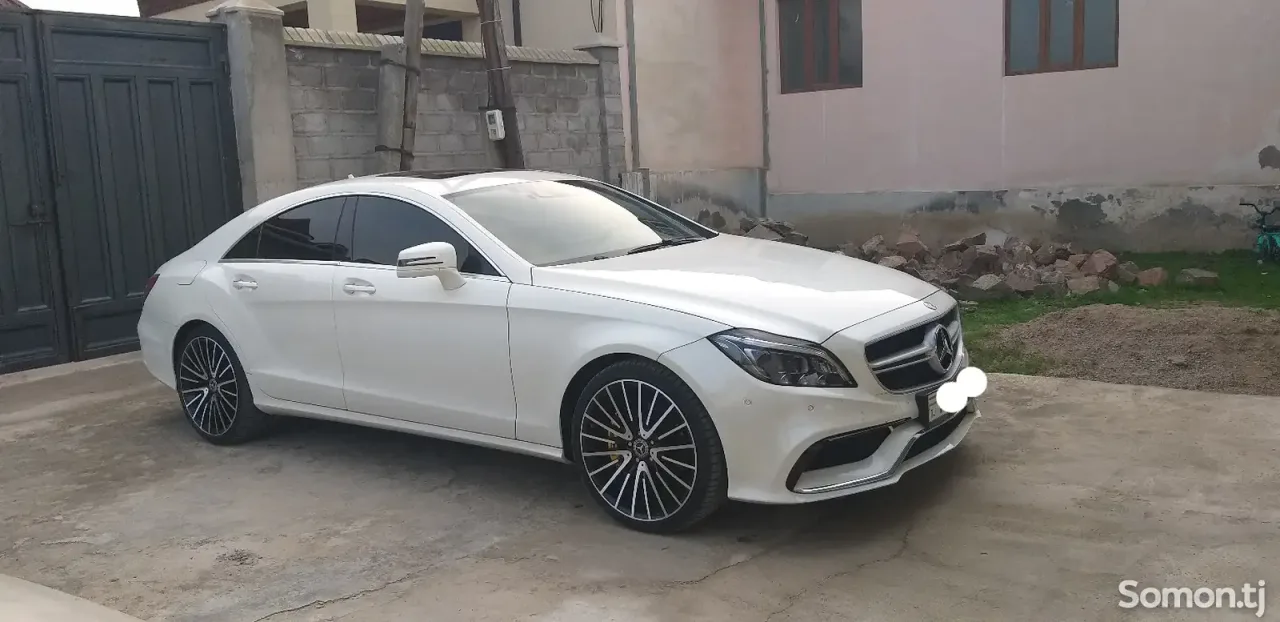 Mercedes-Benz CLS class 2015 · 2.5 AT