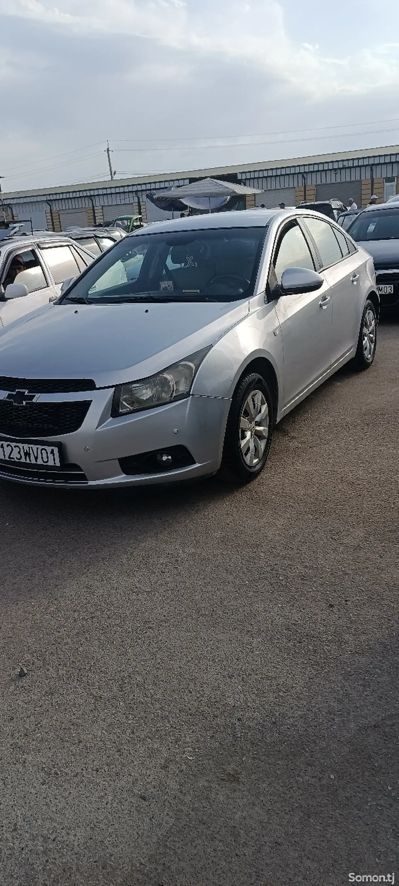 Chevrolet Cruze 2011 · 1.8 AT