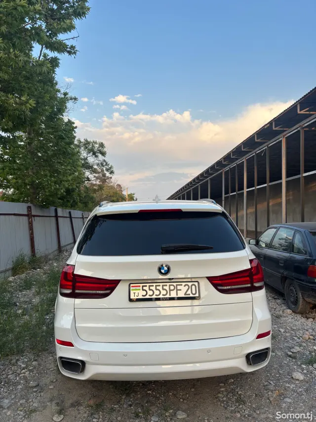 BMW X5 2015 · 3.5 AT