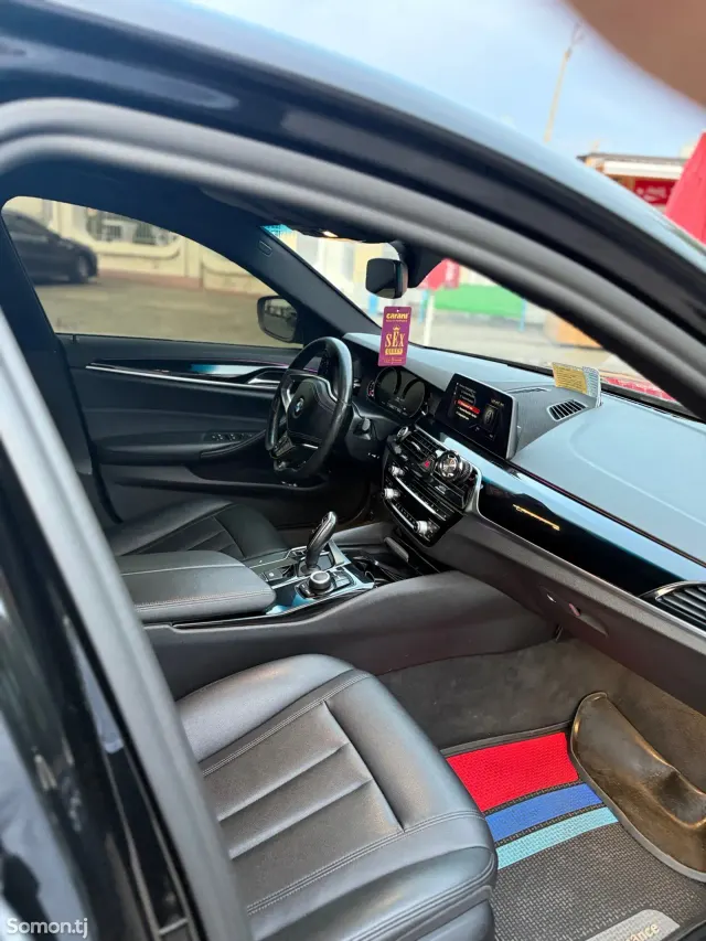 BMW 5 series 2019 · 2.0 AT