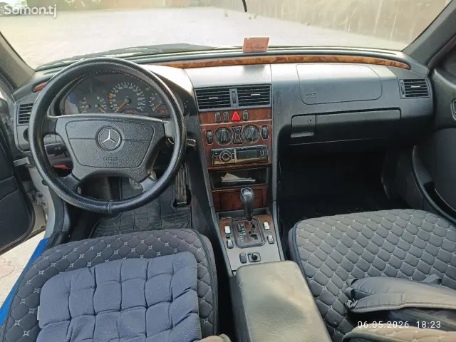 Mercedes-Benz C class 1999 · 1.8 AT