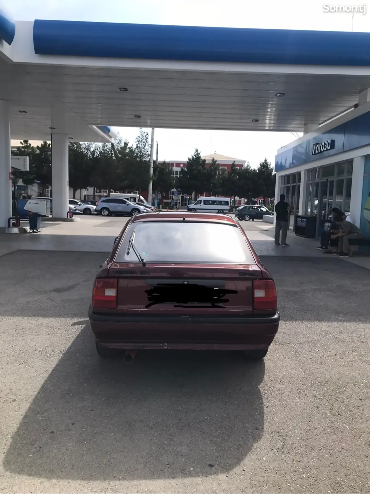 Opel Vectra A 1991 · 1.6 MT