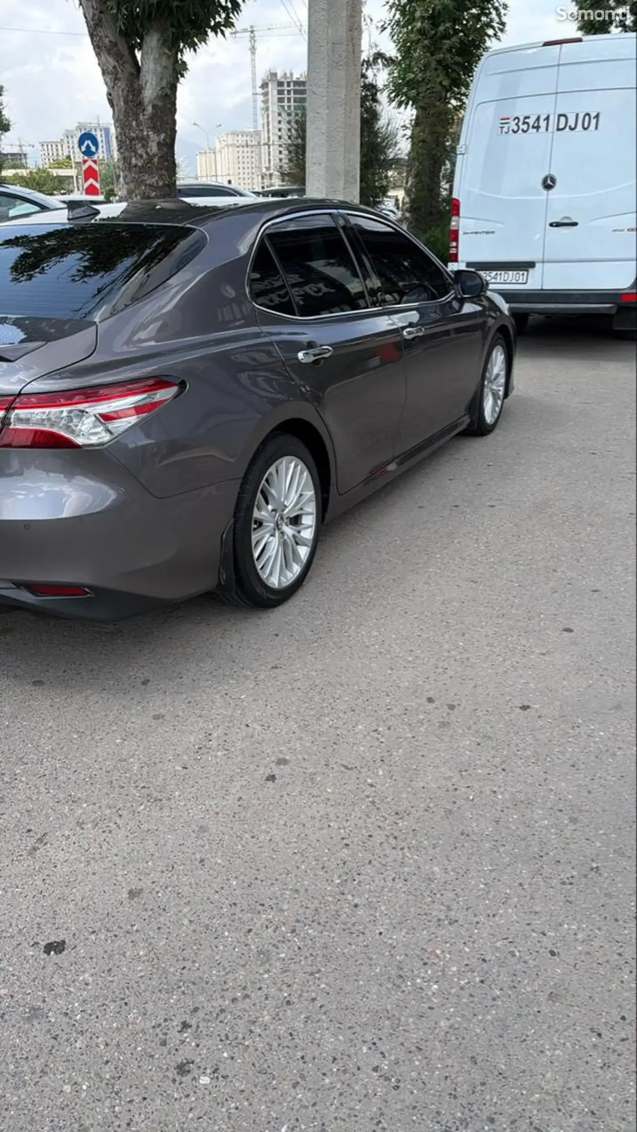 Toyota Camry 2018 · 2.5 AT
