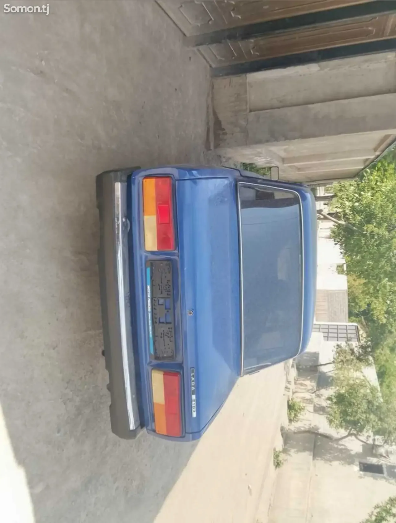 Lada (ВАЗ) 2107 2006 · 1.6 MT