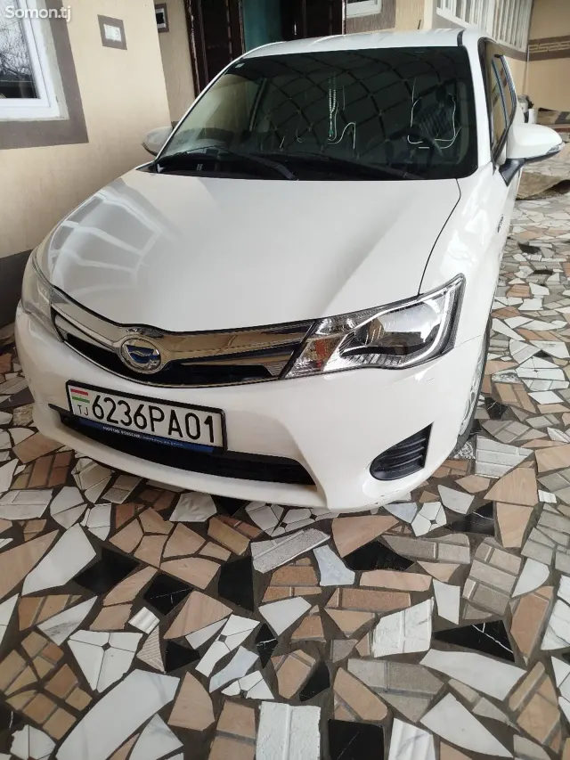 Toyota Corolla 2015 · 1.5 AT