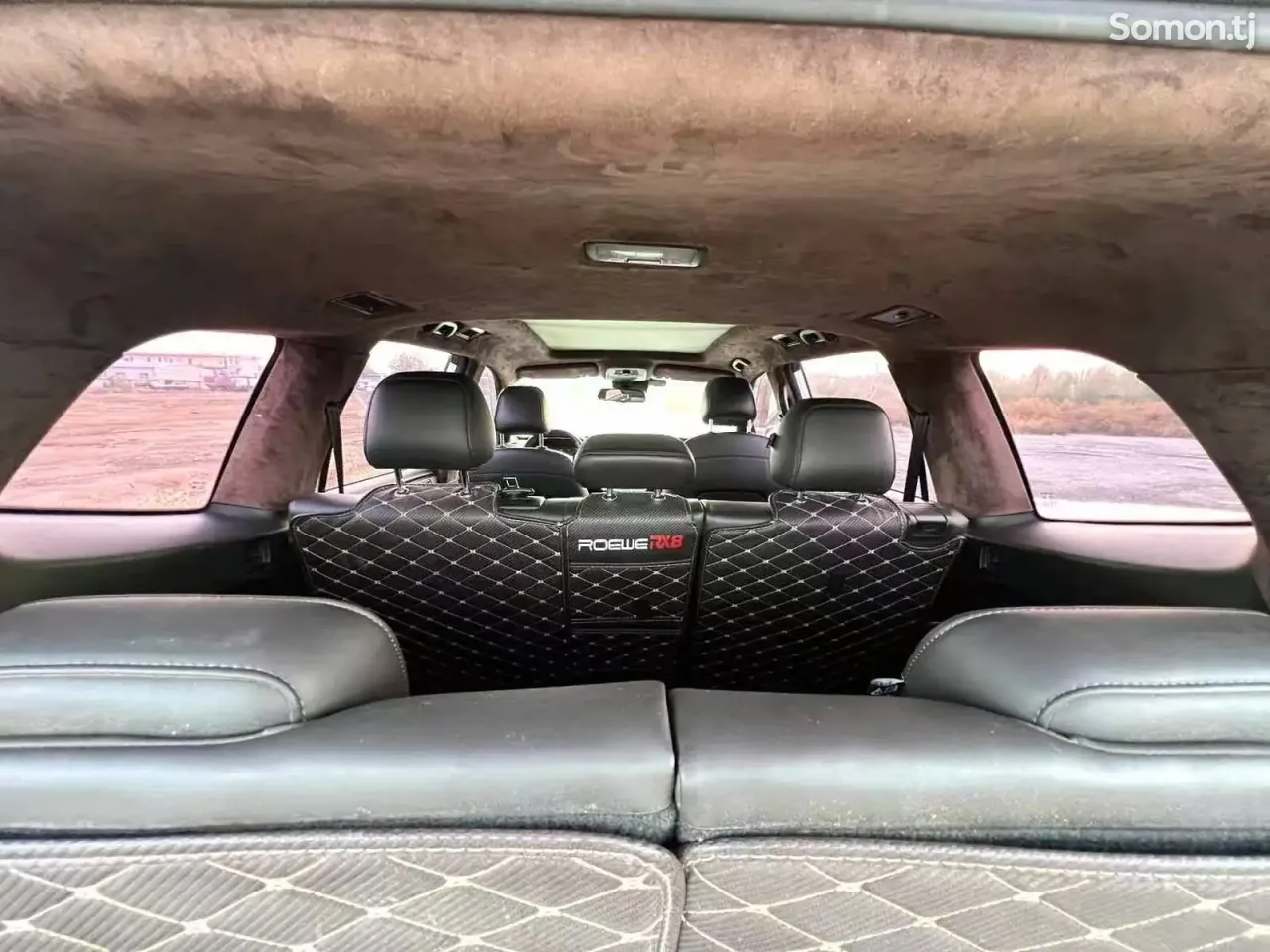 Roewe RX8 2018 · AT