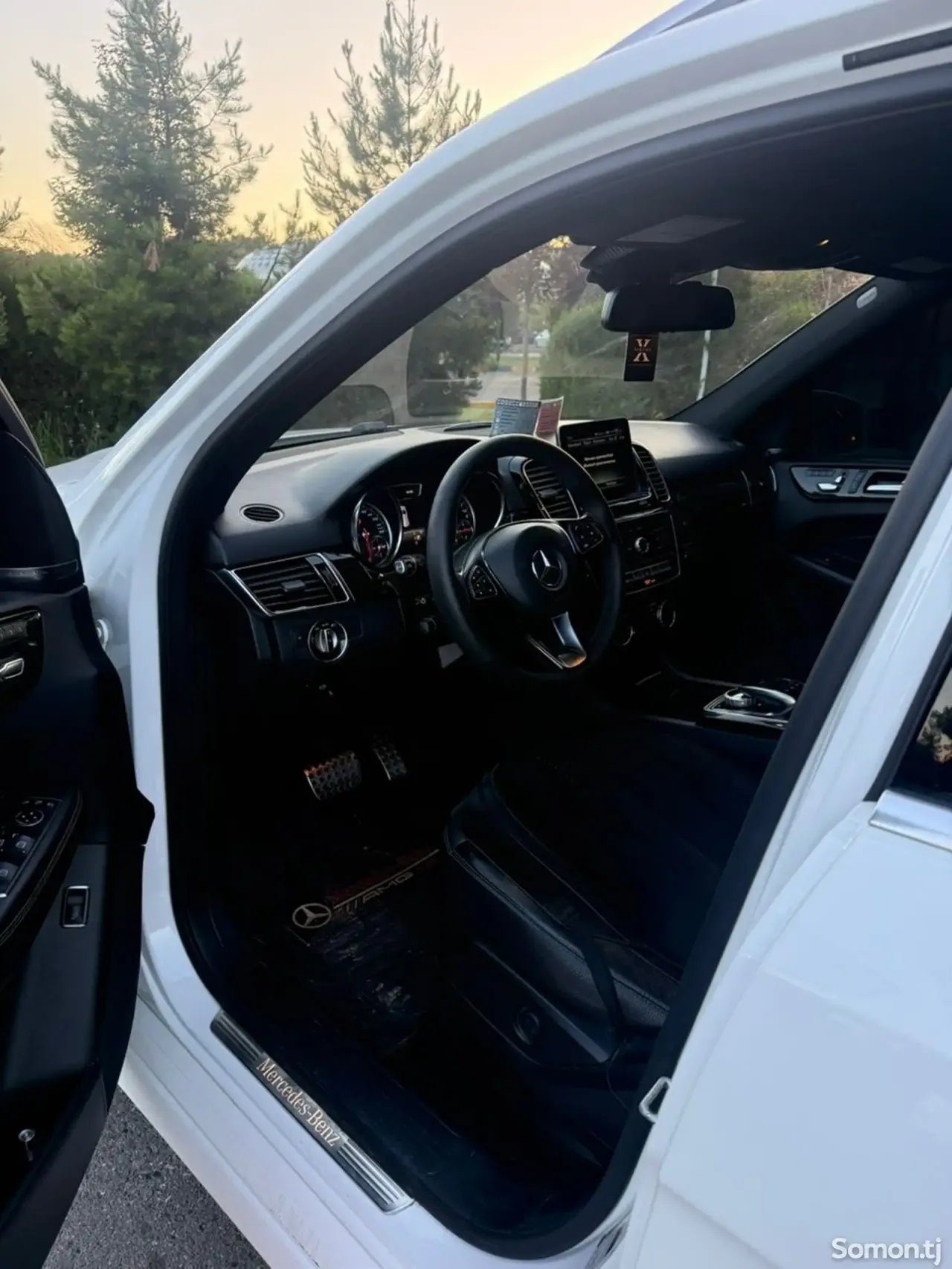 Mercedes-Benz GLE class 2018 · 4.0 AT