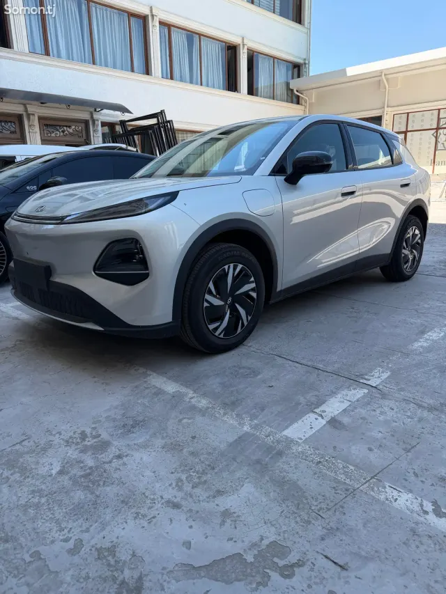 Changan Qiyuan Q 2026 · AT