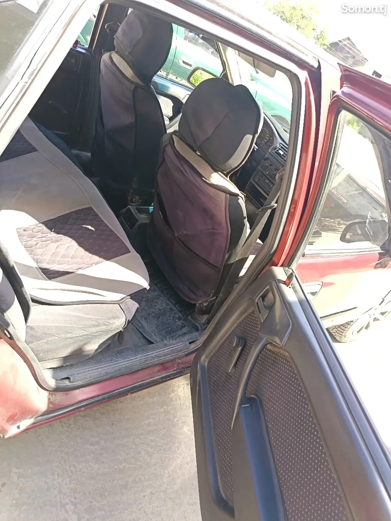 Opel Vectra A 1994 · 1.6 MT