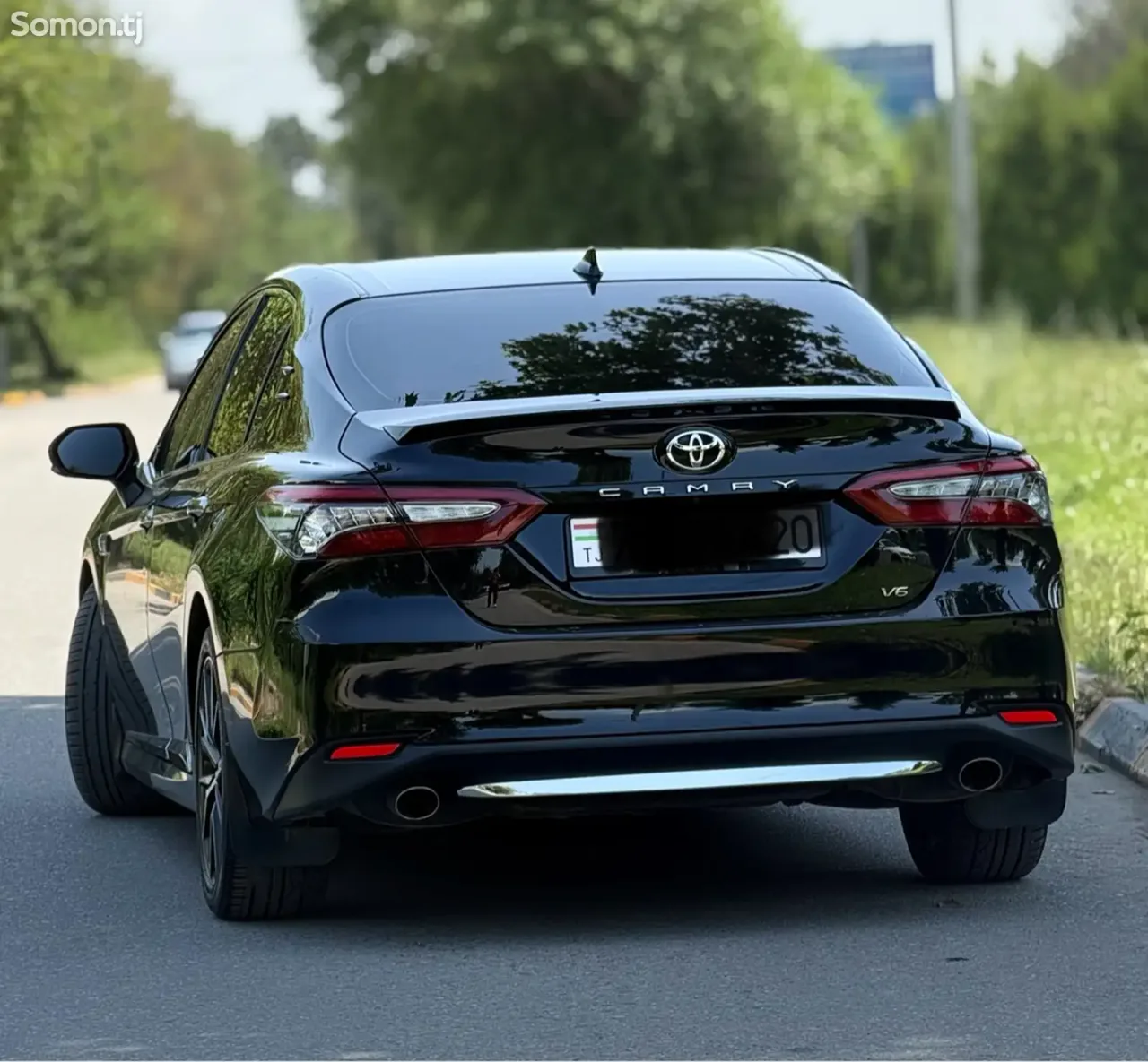 Toyota Camry 2019 · 3.5 AT
