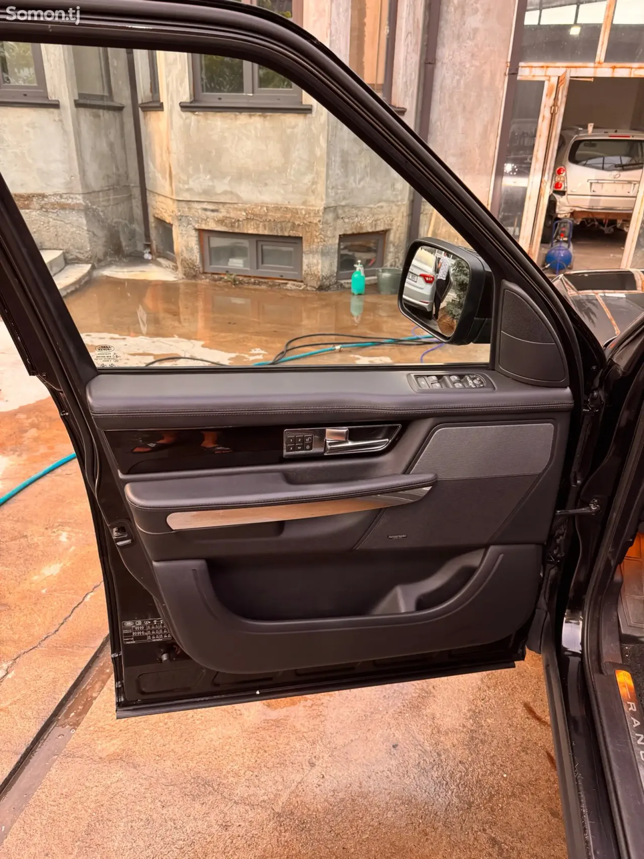 Land Rover Range Rover Sport 2011 · 3.0 AT