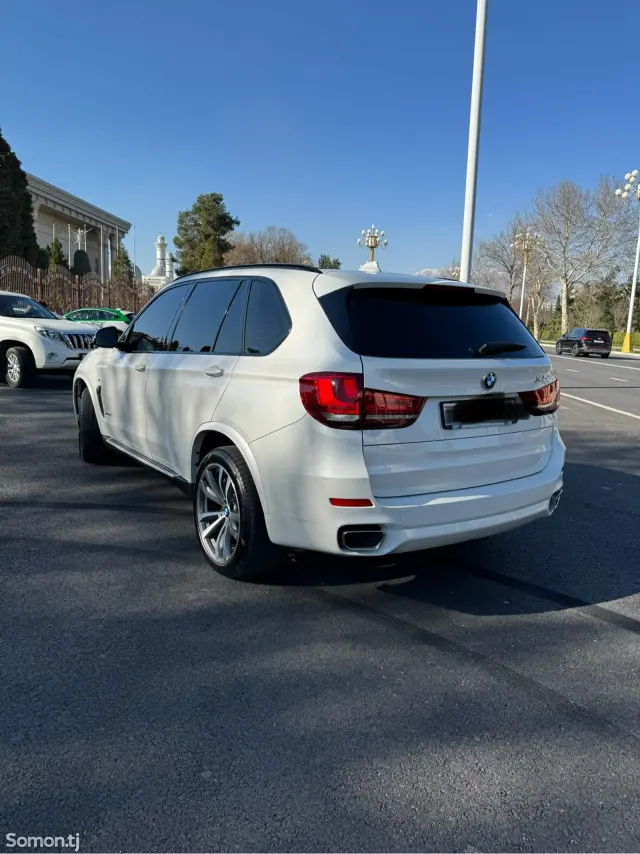 BMW X5 2017 · 4.0 AT