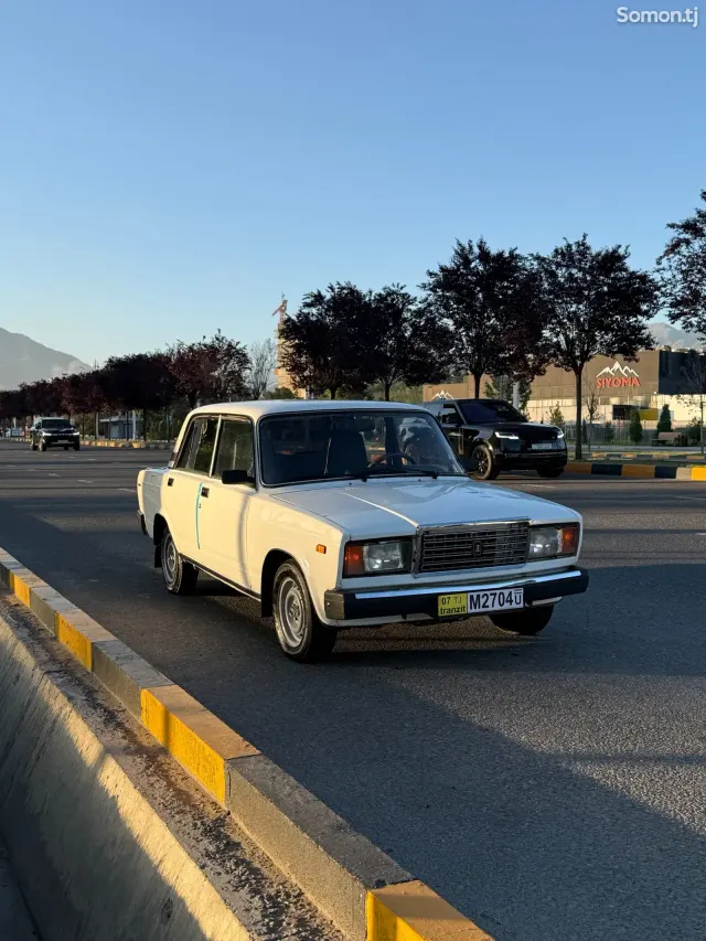 Lada (ВАЗ) 2107 2004 · 1.5 MT