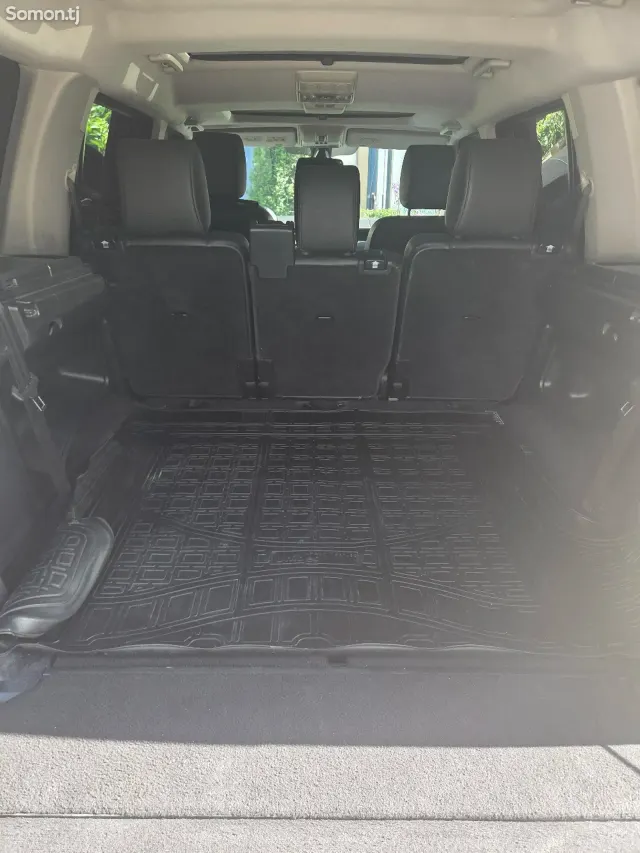 Land Rover Discovery 2011 · 3.0 AT