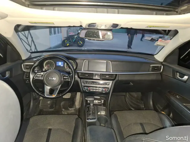 Kia Optima 2019 · 2.4 AT