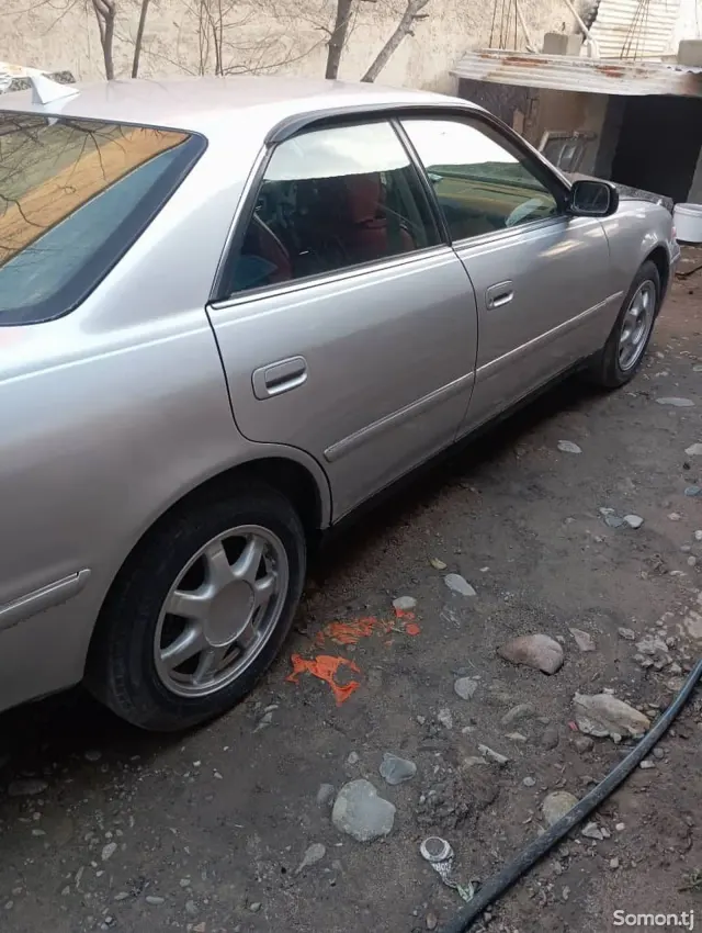 Toyota Mark II 1996 · 2.3 AT