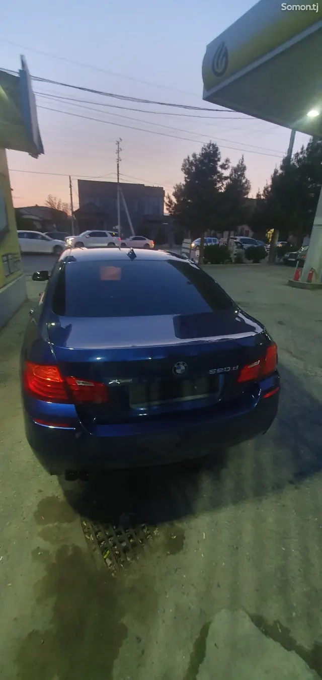 BMW 5 series 2016 · 2.0 AT