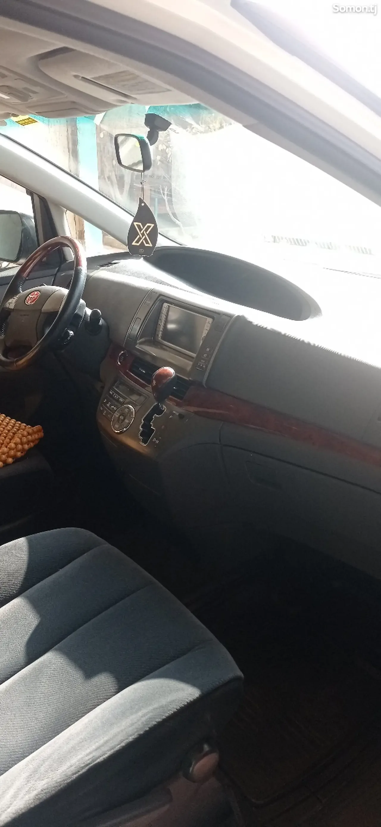 Toyota Estima 2009 · 2.4 AT