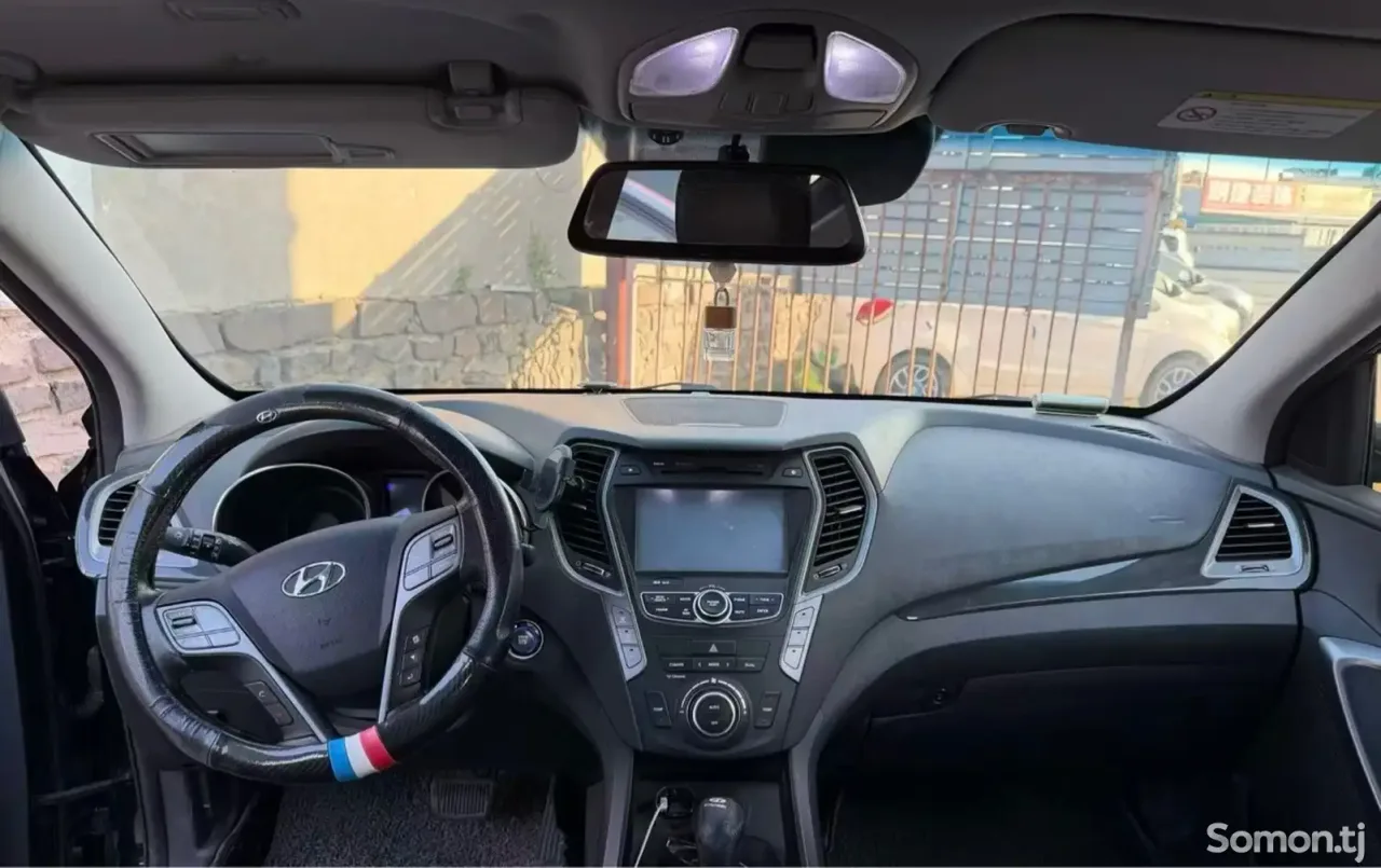Hyundai Santa Fe 2014 · 2.4 AT