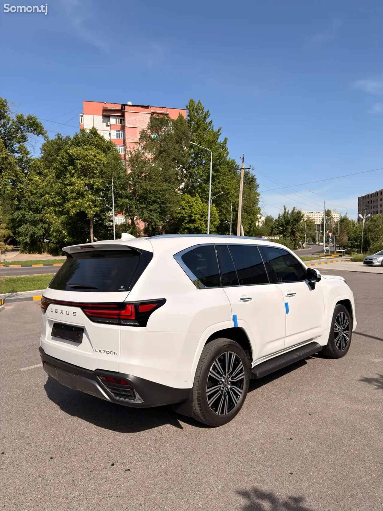 Lexus LX series 2025 · 3.5 AT