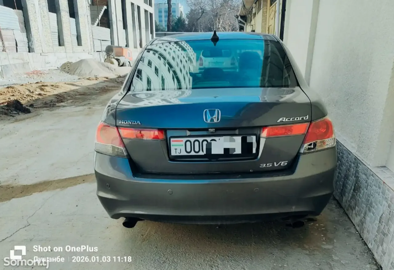 Honda Accord 2010 · 3.5 AT