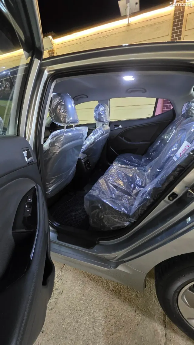 Kia K5 2014 · 2.0 AT