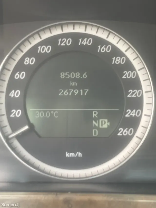Mercedes-Benz E class 2010 · 3.5 AT