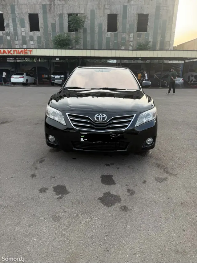 Toyota Camry 2011 · 2.5 AT