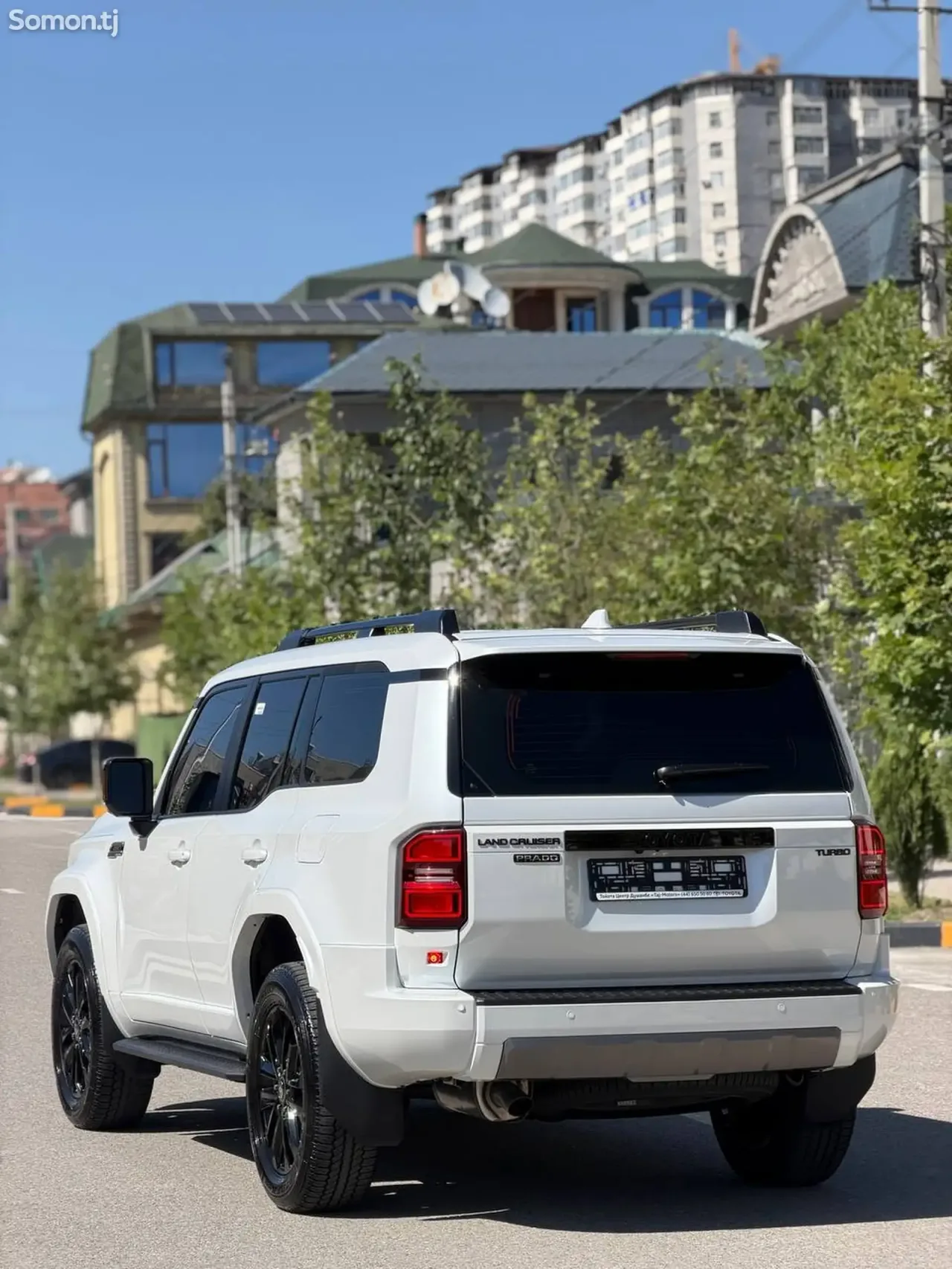 Toyota Land Cruiser Prado 2026 · 2.5 AT