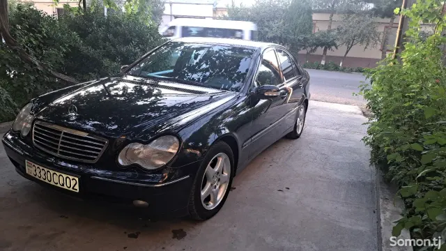 Mercedes-Benz C class 2000 · 2.0 MT