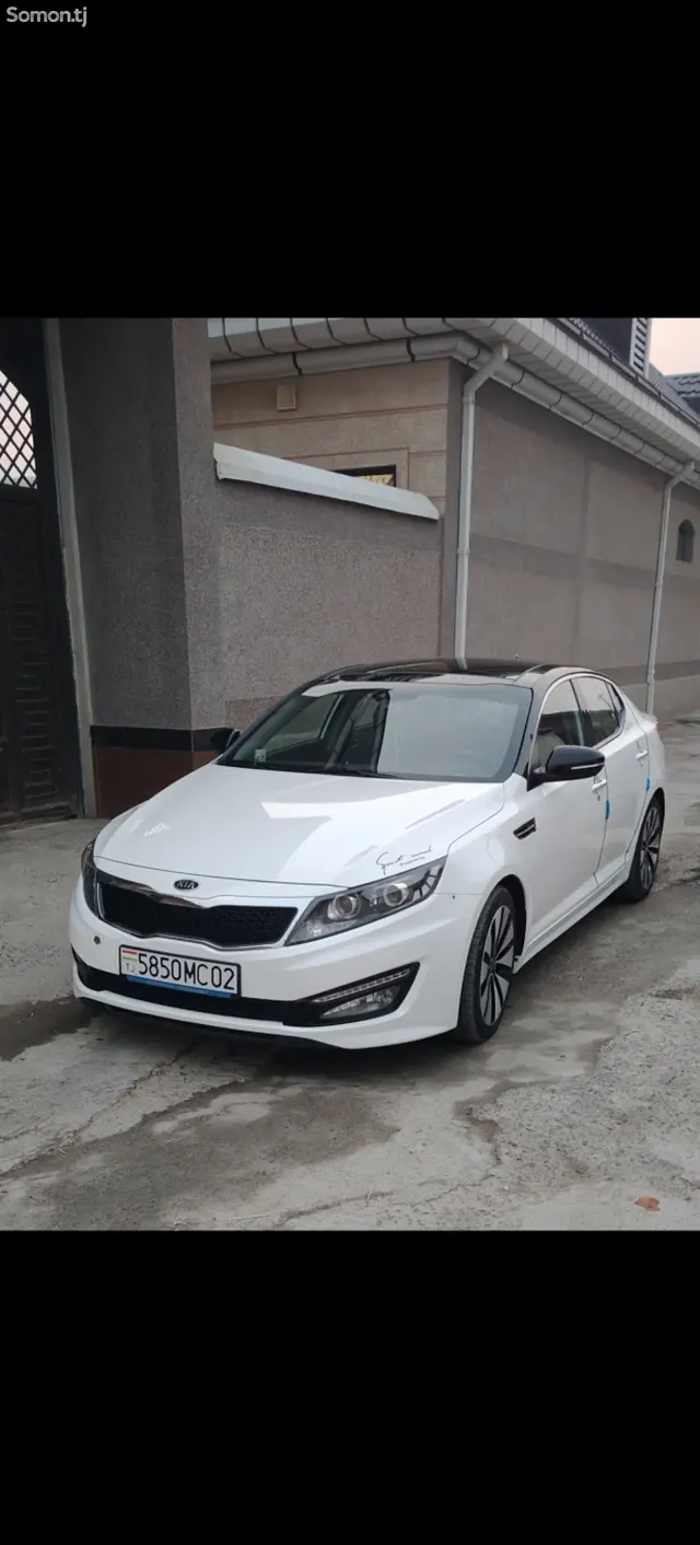 Kia K5 2011 · 2.0 AT