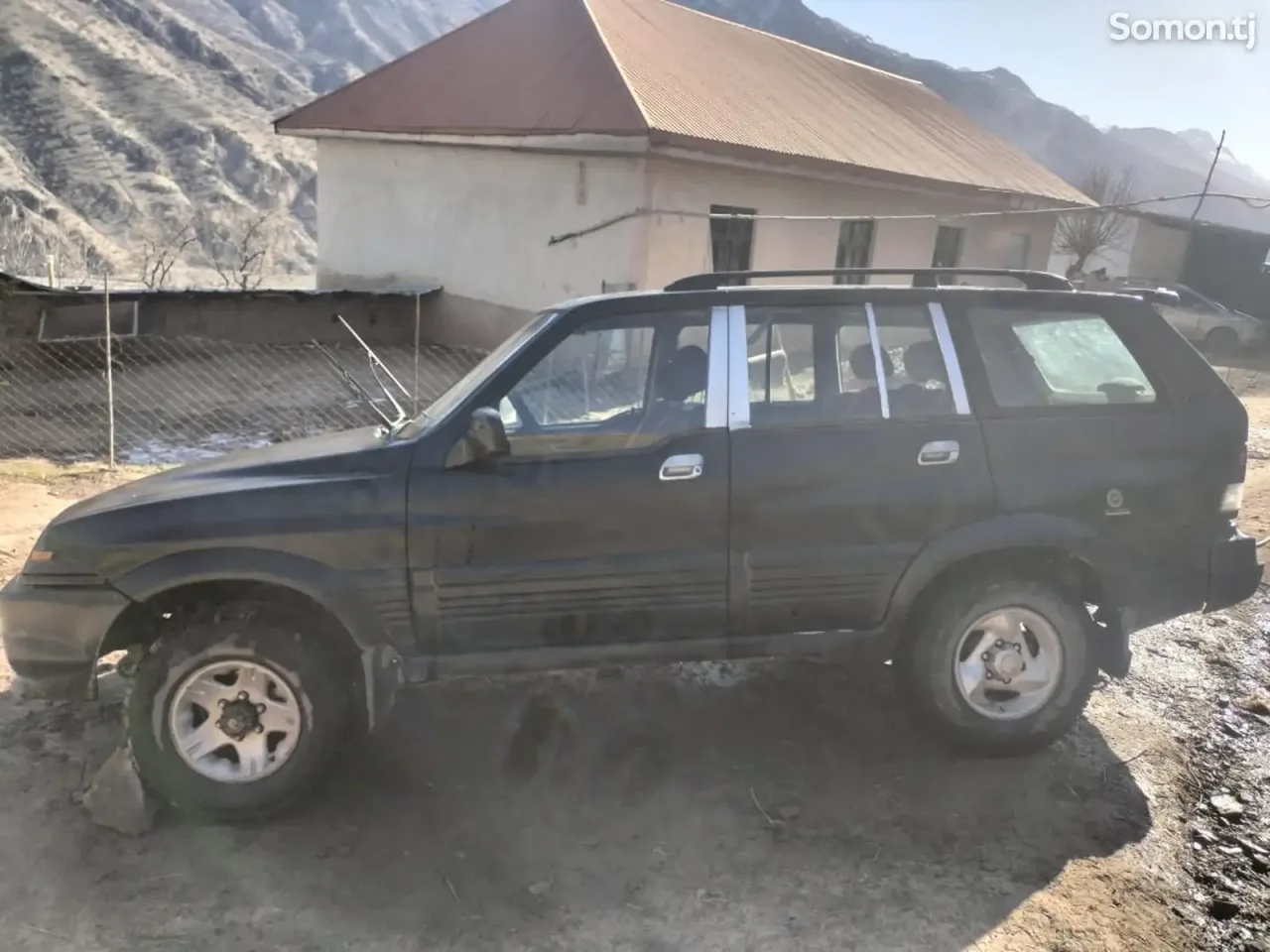 Ssang Yong Musso 1997 · 2.9 MT