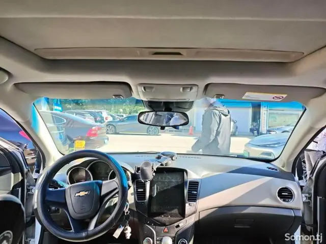 Chevrolet Cruze 2014 · 1.6 AT