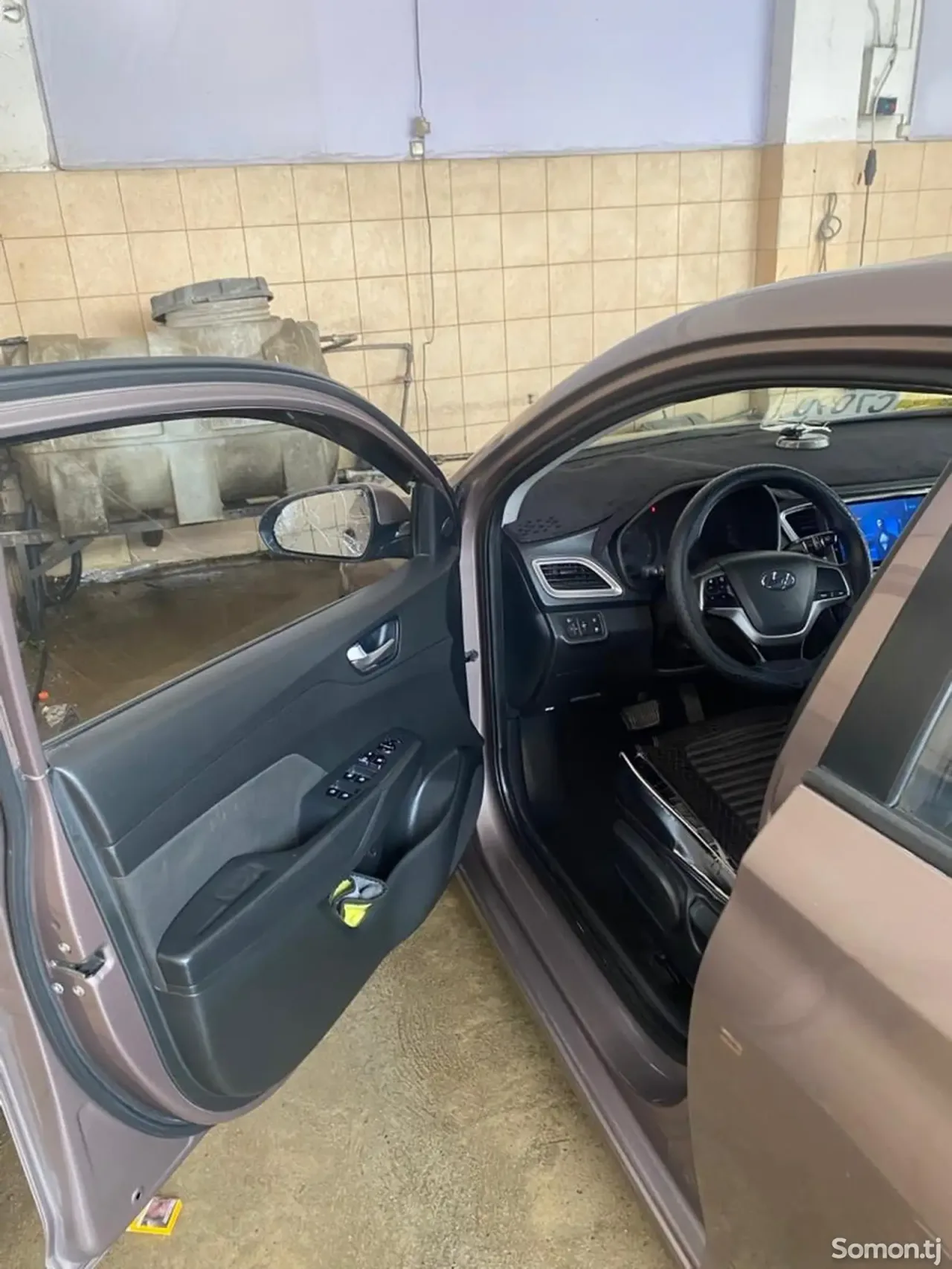 Hyundai Solaris 2019 · 1.6 AT