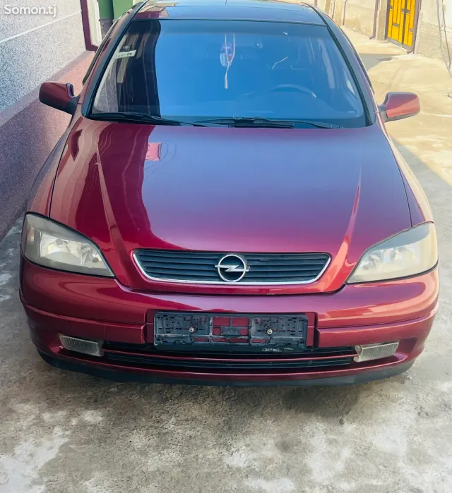 Opel Astra G 1998 · 1.6 MT