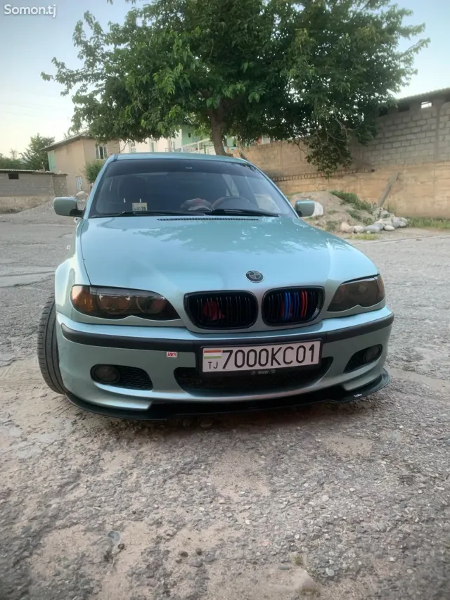BMW 3 series 2003 · 2.0 MT
