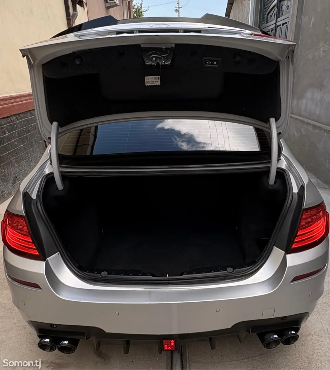 BMW 5 series 2014 · 2.0 AT