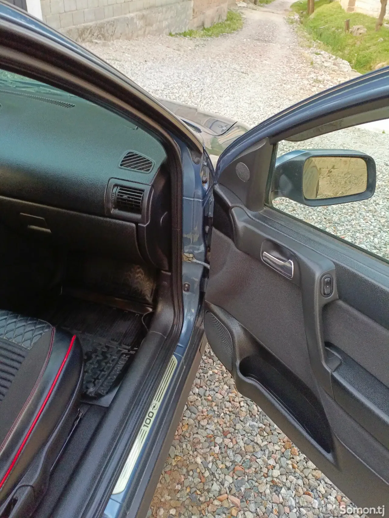 Opel Astra G 1999 · 1.6 MT